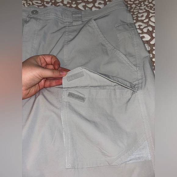 Columbia Omni-Shield shorts- BUNDLE - Picture 10 of 15